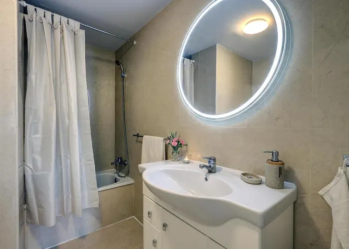 Puerto Banus La Maestranza Марбелья