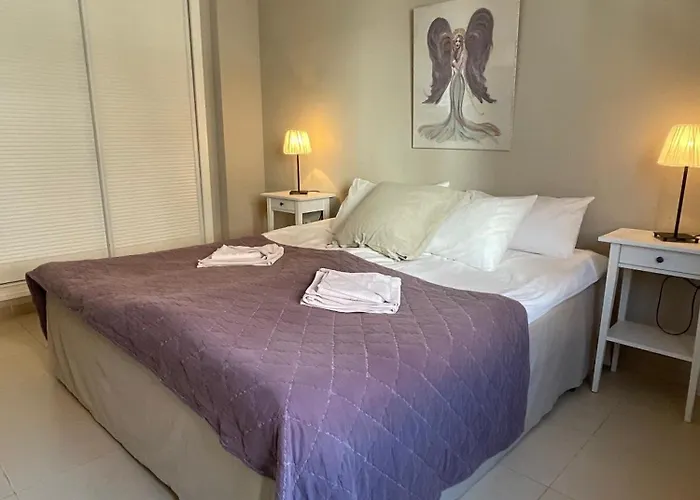 Puerto Banus La Maestranza